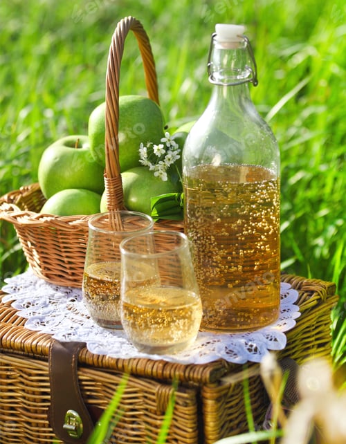 Preview: Apple drink