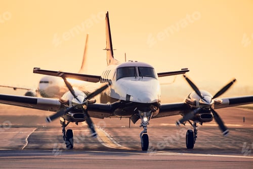 Preview: Traffic at airport during sunset