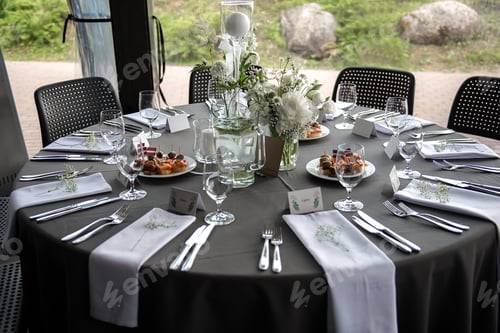 Preview: restaurant
