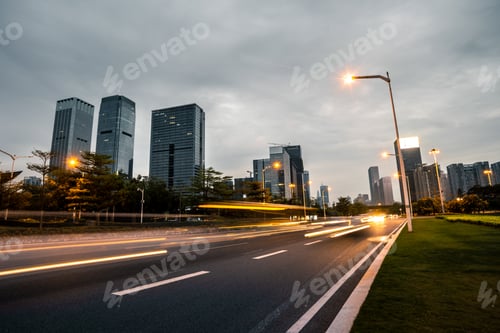 Preview: Car light trails