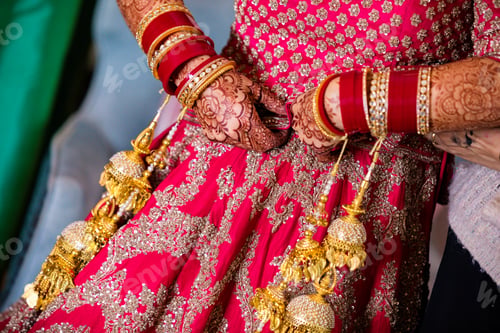 Preview: Henna reddish dye powdered leaves tree Egyptian Asian Indian Muslims Weddings