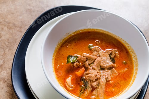 Preview: Orange pork curry (Thai Panaeng)