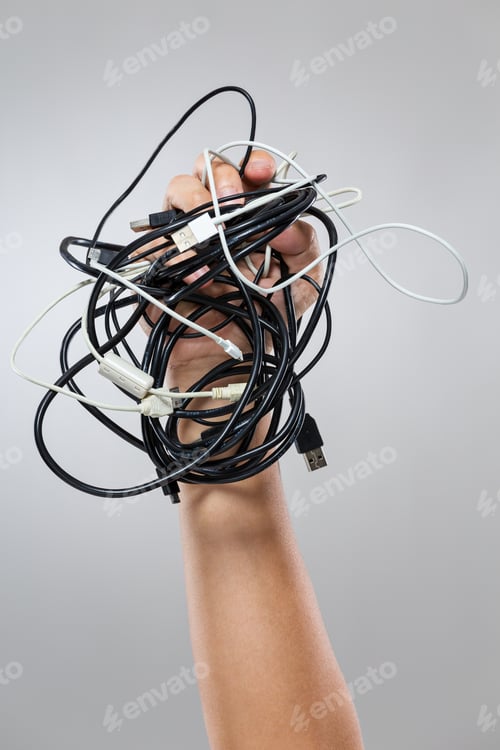 Preview: Hand hold with messy cable