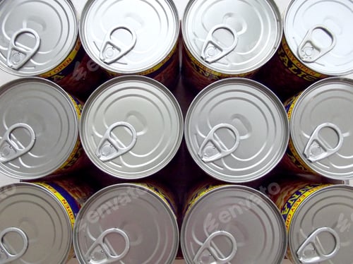 Preview: Cans of tomatoes and chick peas