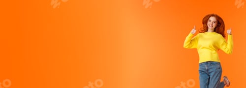Preview: Shopping, fashion and women concept. Vertical full-length positive and cute redhead young modern