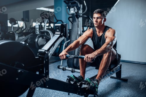 Preview: Athlete training press on exercise machine