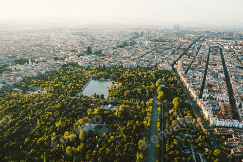 Preview: Cityscape skyline view of Madrid