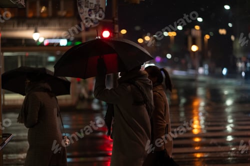 Preview: The rain and city lights