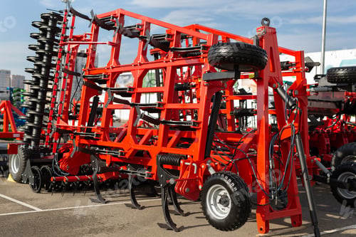 Preview: Additional equipment for the tractor at the exhibition of agricultural machinery