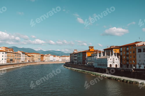 Preview: Santa Maria della Spina along the Arno river, Pisa, Italy