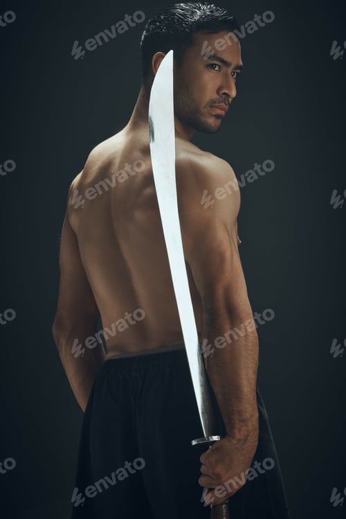 Preview: I never leave my back unprotected