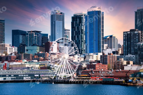 Preview: Scenic view of the Downtown Seattle skyline and the great wheel in Washington