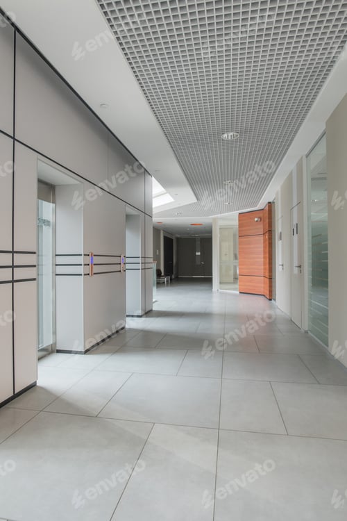 Preview: Empty corridor of business center