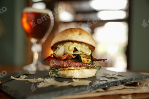 Preview: tasty beef sandwich in black background