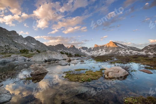 Preview: Wind river range