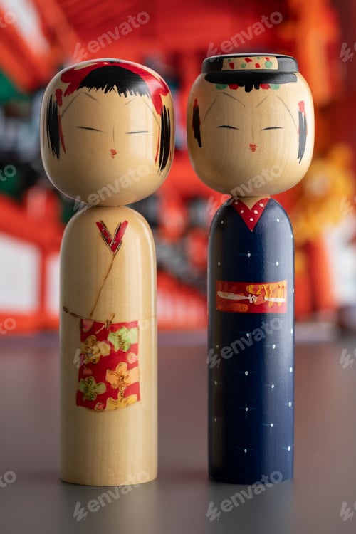 Preview: Pair of Japanese kokeshi dolls