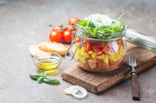 Preview: Mason Jar Salad