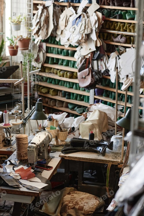 Preview: Workplace of tailor in the factory