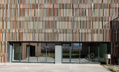 Vista previa: Exterior de un edificio de oficinas moderno