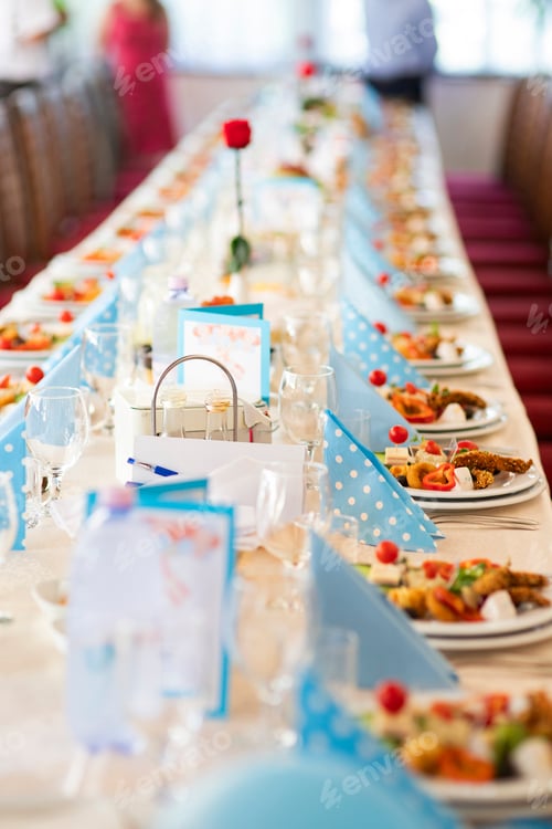 Preview: Elegant table setting