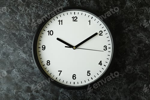 Preview: Standard black office clock on black smokey background