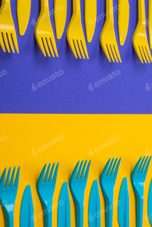 Preview: Colorful set of plastic tableware isolated on background
