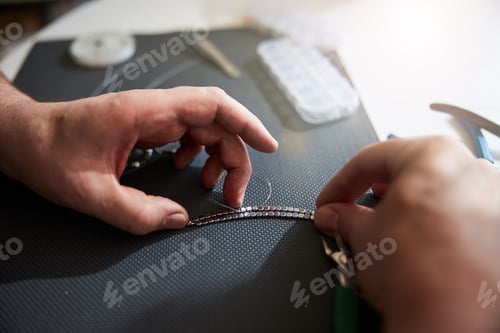 Preview: Male jeweler making a new jewelry item