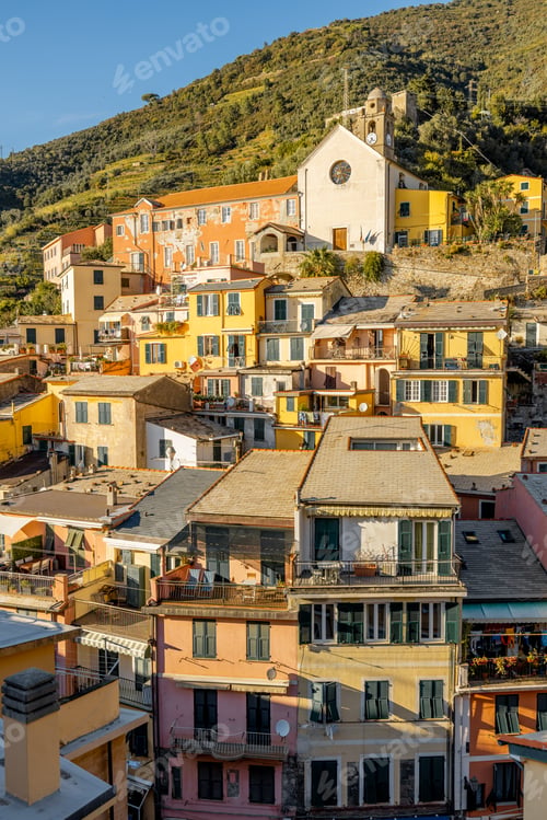 Preview: Landscape of Vernazza village on coast in northwestern of Italy