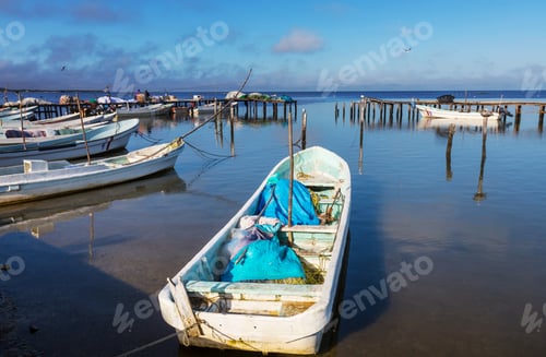 Preview: Boat in Mexico