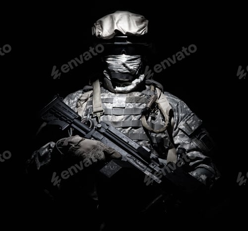 Preview: Infantry with machine gun standing in darkness