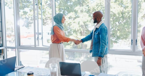 Preview: agreement, asian man, b2b, black man, black people, black woman, business, business deal, business