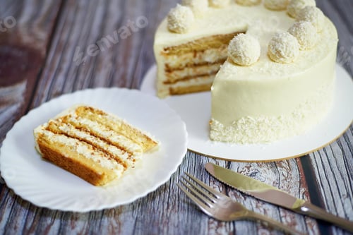 Preview: Milk cake with coconut