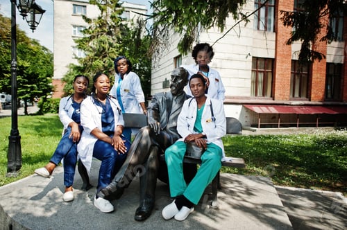 Preview: African doctor students