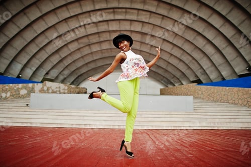 Preview: Amazing african american model woman
