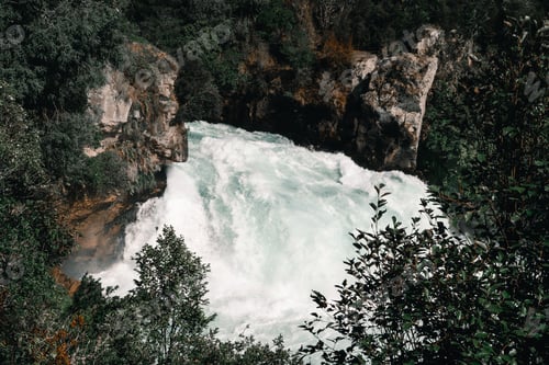 Preview: Fast mountain river in ravine
