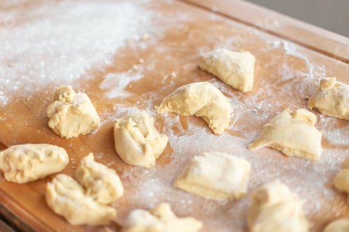 Preview: Small balls of brioche dough ready to be shaped