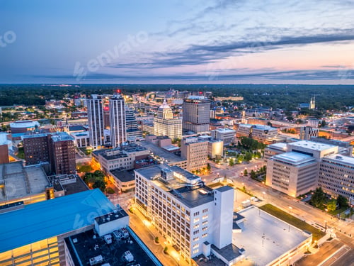 Preview: Peoria, Illinois, USA Skyline at Dusk