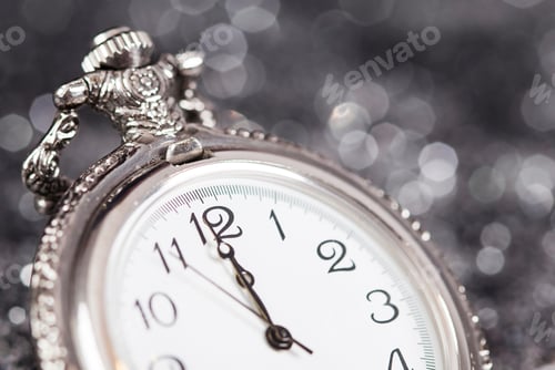 Preview: New Year's at midnight