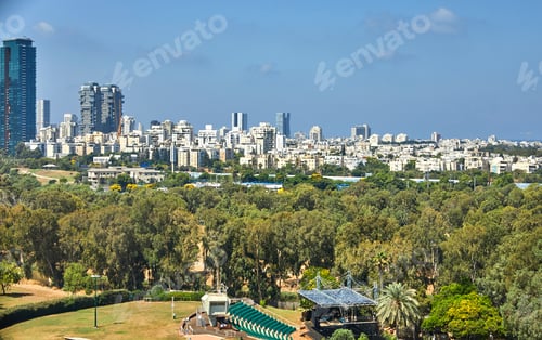 Preview: Panorama Tel Aviv overlooking the District of Tel Aviv business center and the highway