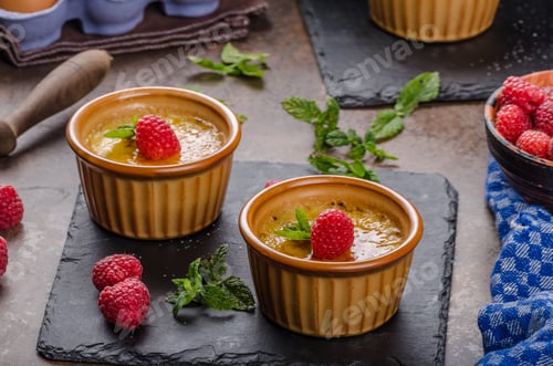 Preview: Delicious creme brulee