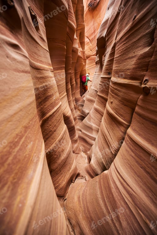 Preview: Slot canyon