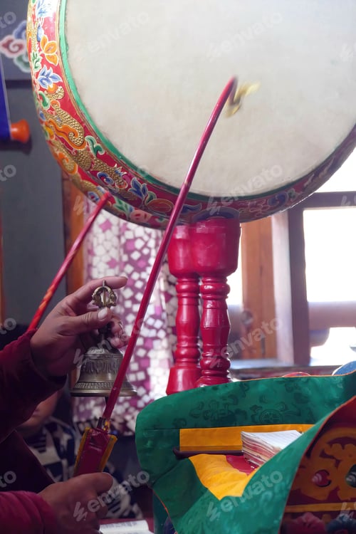 Preview: Shot of the priest performing an annual ritual for long life in a private home, Trongsa, Bhutan.