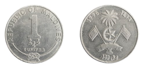 Preview: Maldives one rufiyaa coin on white isolated isolated background