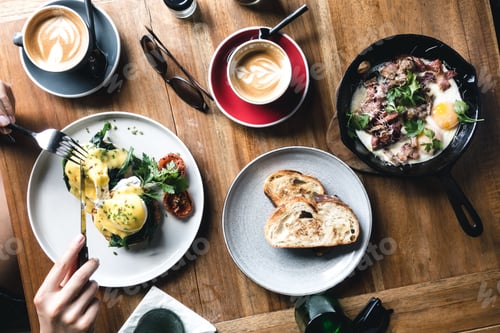 Preview: Brunch eggs in a coffeeshop