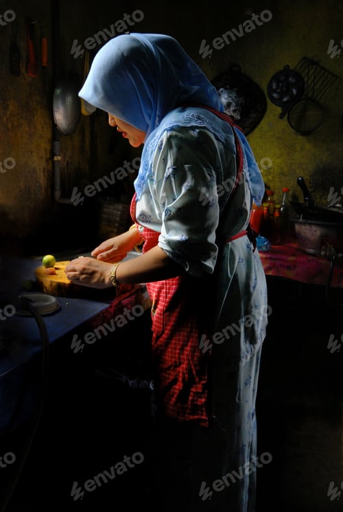 Preview: Malaysian Lady Prepare Food in the Kitchen