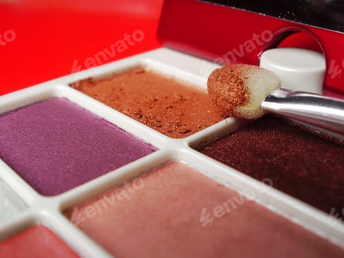 Preview: Eye Shadows Palette with Brush for Make Up Applying