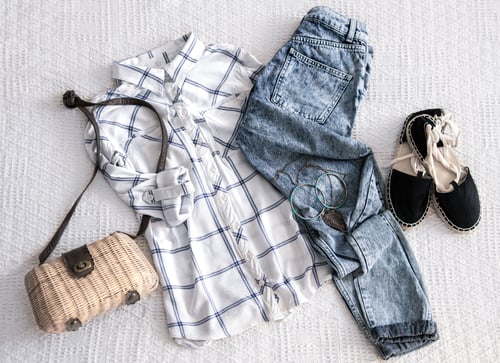 Preview: Set with fashionable women's clothing, shirt, jeans, and bag .Trendy hipster look. Flat lay.