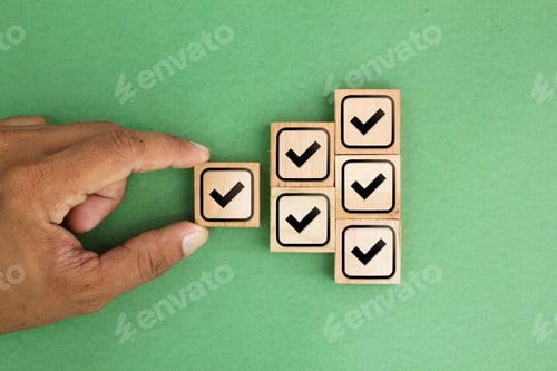 Preview: wooden square with right sign icon.