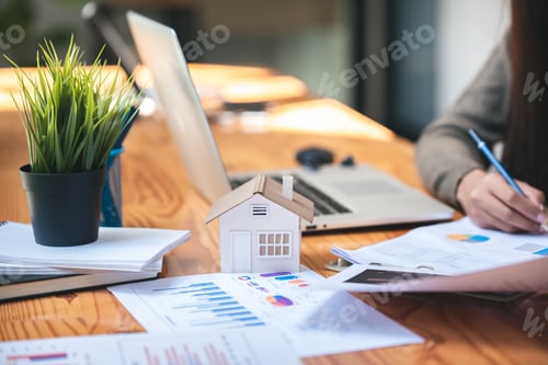 Preview: Real estate investment ideas and contracts