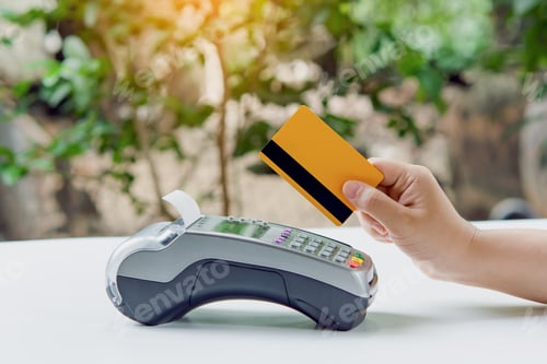 Preview: Credit card payment with EDC machine or credit card terminal.
